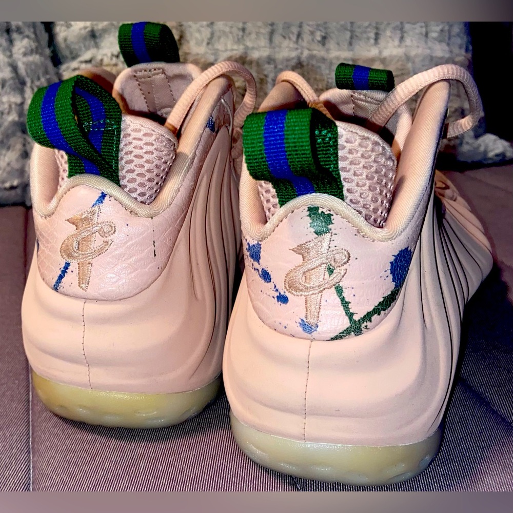 Nike Air Foamposite One Particle Beige Womens size 10